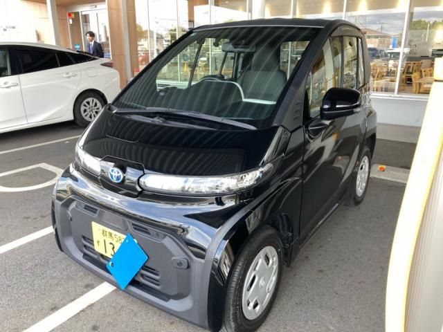 Mazda Bongo front view