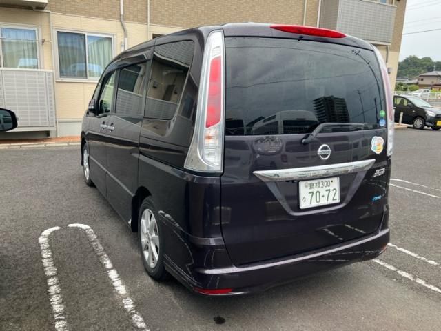 Mazda Bongo rear view