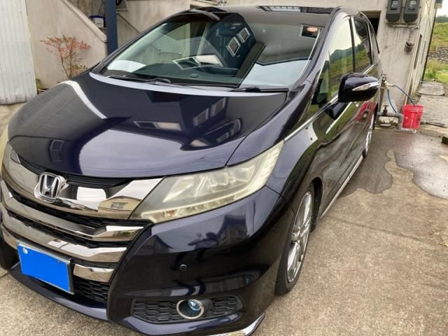 Mazda Bongo front view