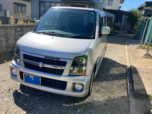 Mazda Bongo front view