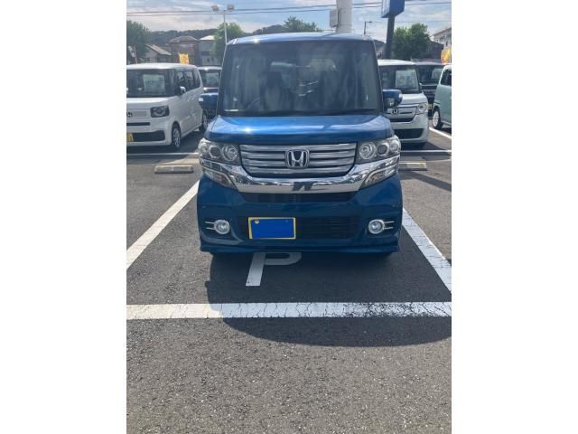 Mazda Bongo front view