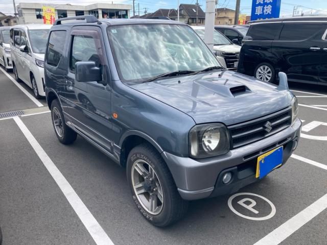 Mazda Bongo front view