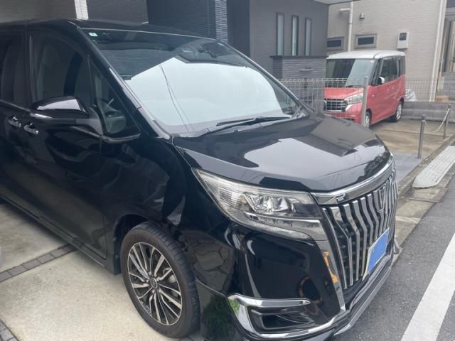 Mazda Bongo front view