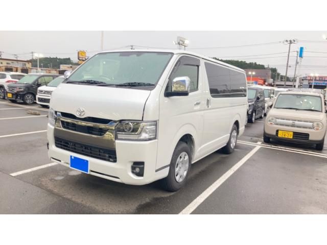 Mazda Bongo rear view