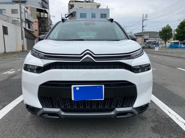 Mazda Bongo front view