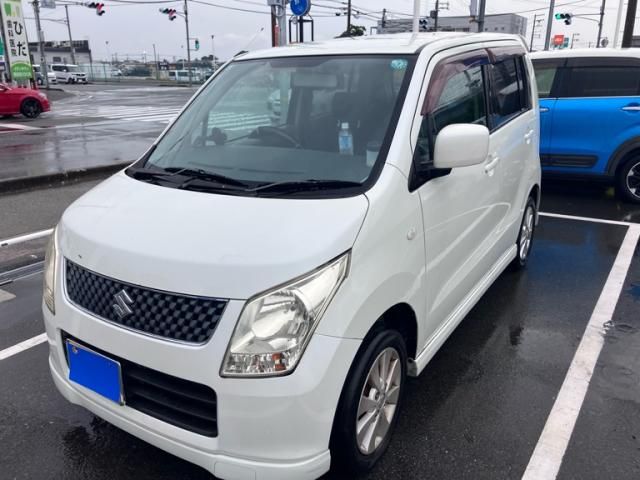 Mazda Bongo front view