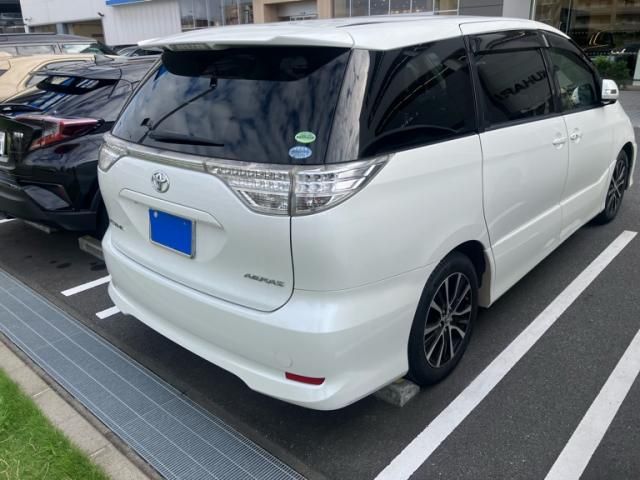 Mazda Bongo rear view
