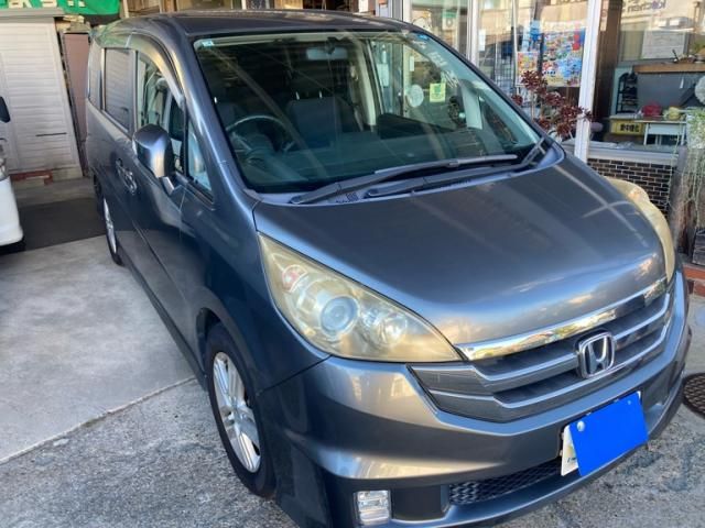 Mazda Bongo front view
