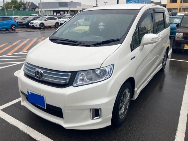 2011 Mazda Bongo Van