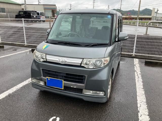 Mazda Bongo rear view