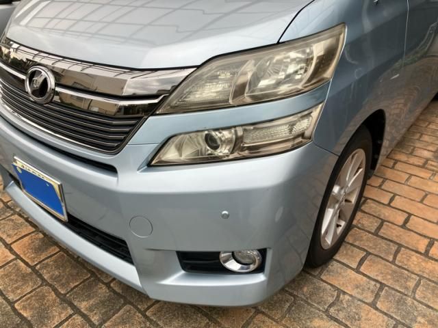 Mazda Bongo rear view