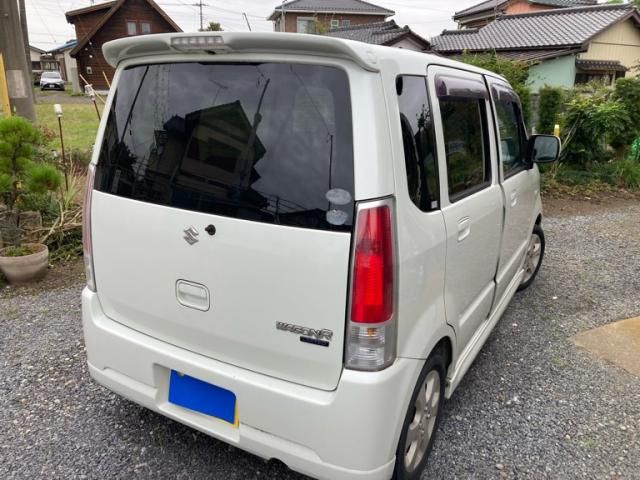 Mazda Bongo rear view