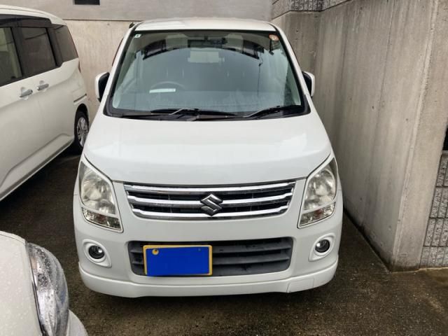 Mazda Bongo front view