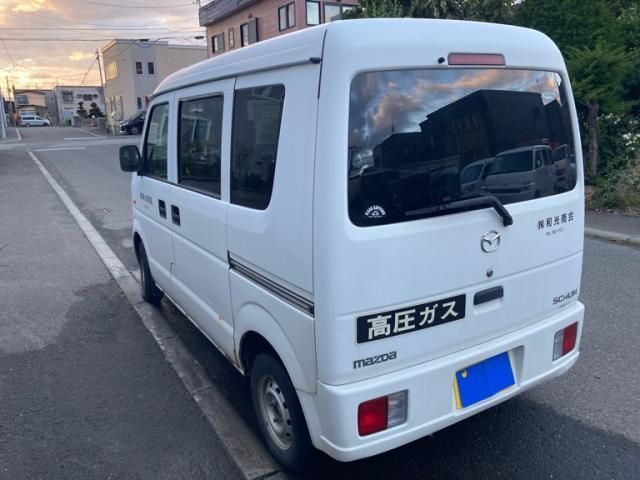Mazda Bongo rear view