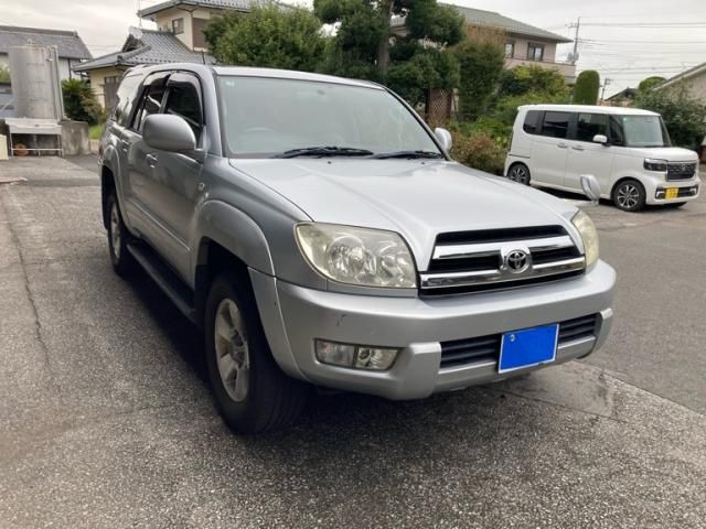 Mazda Bongo front view