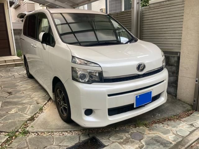 2011 Mazda Bongo Van