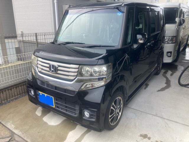 Mazda Bongo front view