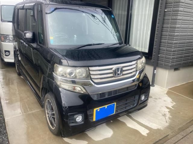 Mazda Bongo rear view