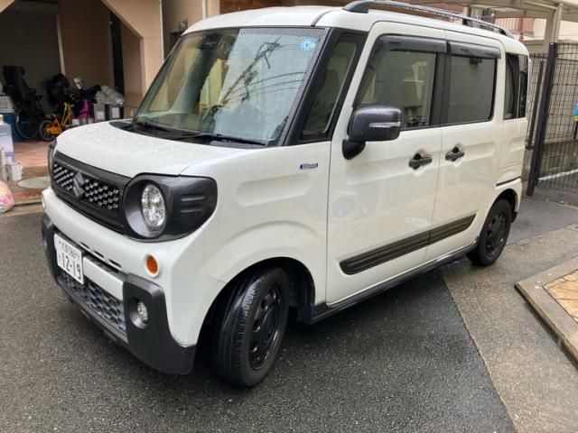 Mazda Bongo front view