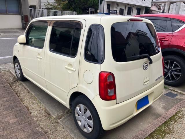 Mazda Bongo rear view