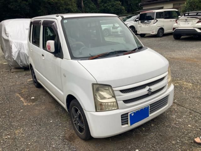 Mazda Bongo front view