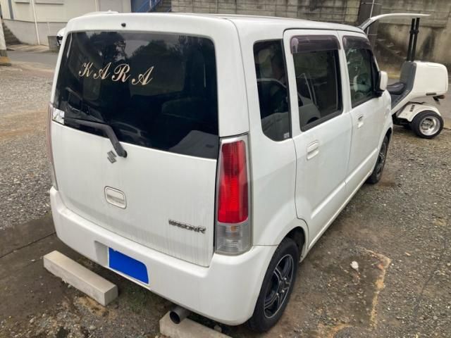 Mazda Bongo rear view