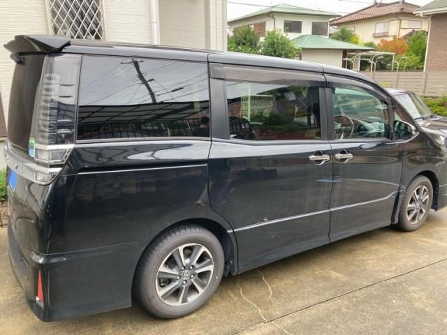 Mazda Bongo front view