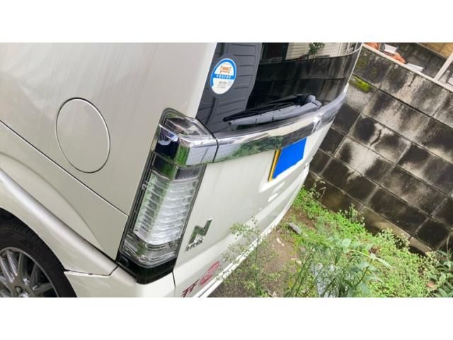 Mazda Bongo rear view