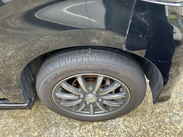 Mazda Bongo rear view