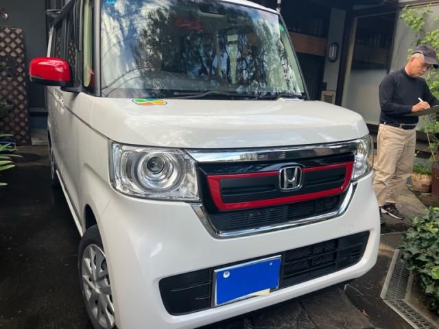 Mazda Bongo rear view