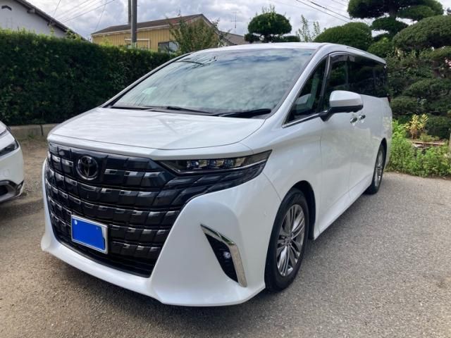 Mazda Bongo front view