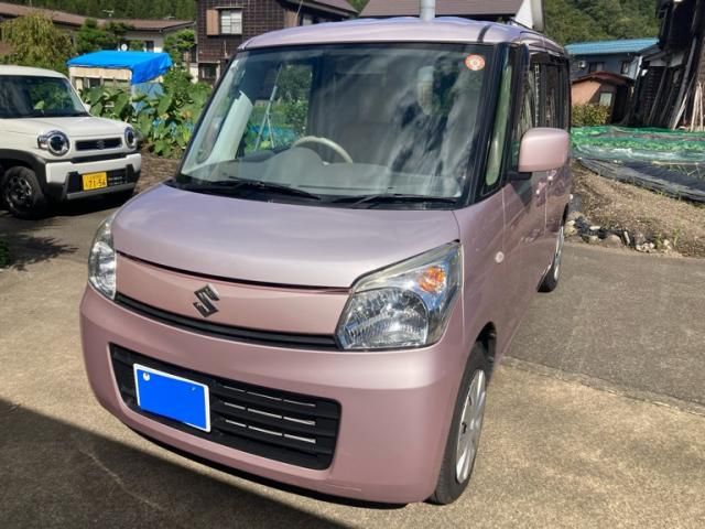 Mazda Bongo front view