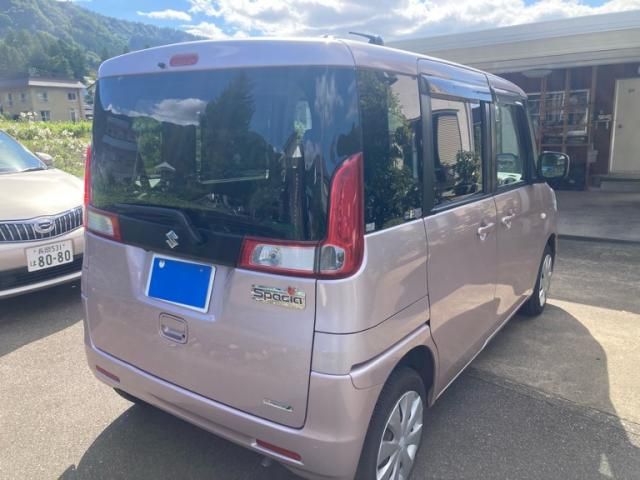 Mazda Bongo rear view