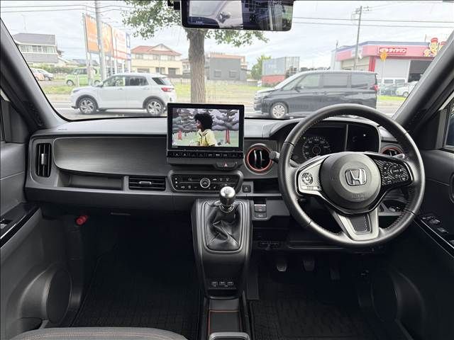 Mazda Bongo front view