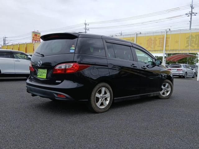 Mazda Bongo front view