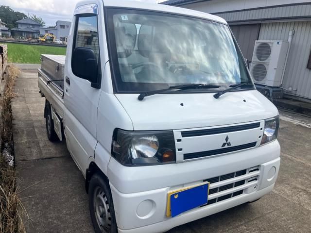 2011 Mazda Bongo Van