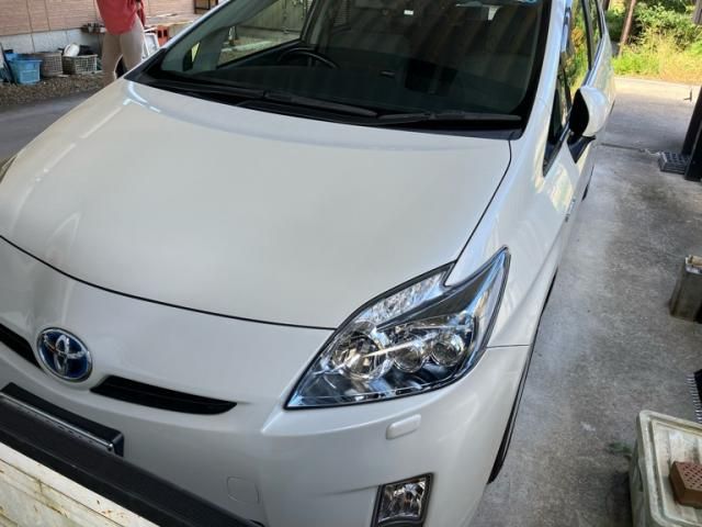 Mazda Bongo front view