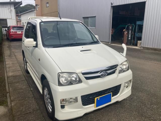 Mazda Bongo front view