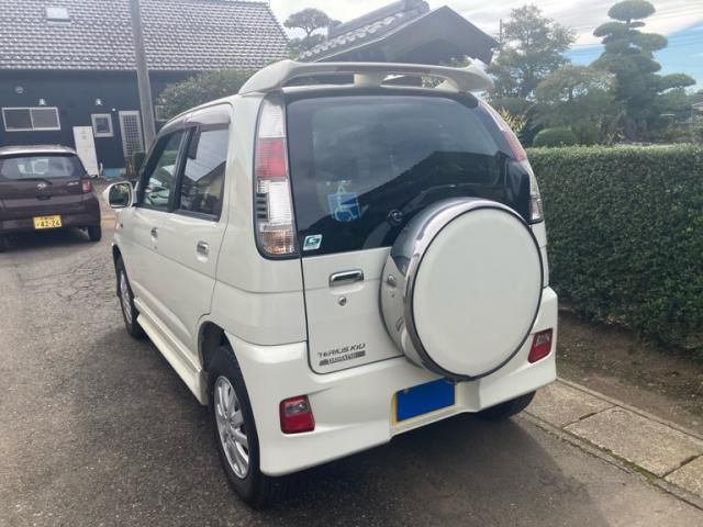 Mazda Bongo rear view