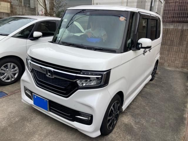 Mazda Bongo rear view