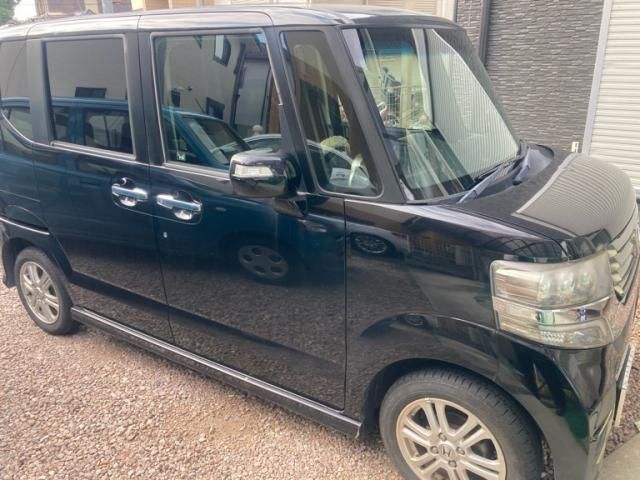 Mazda Bongo front view