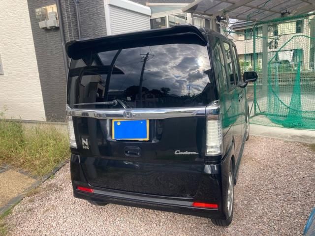 Mazda Bongo rear view