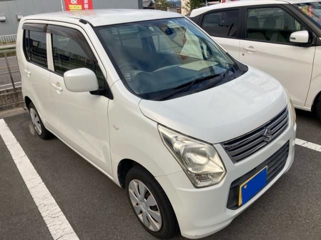 Mazda Bongo front view