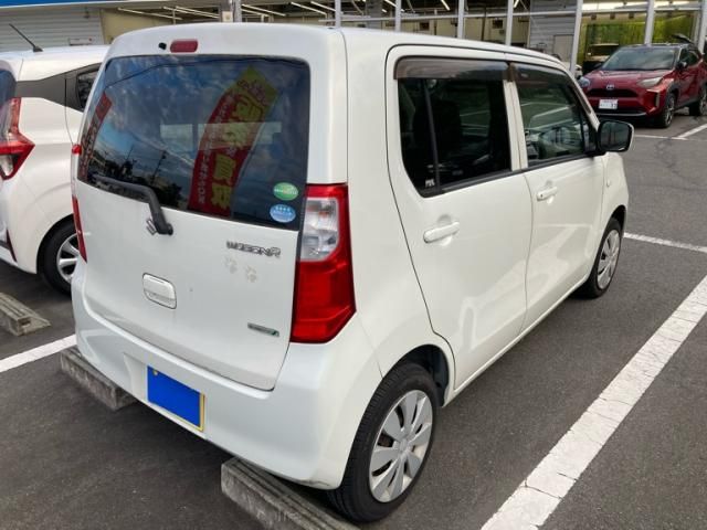 Mazda Bongo rear view