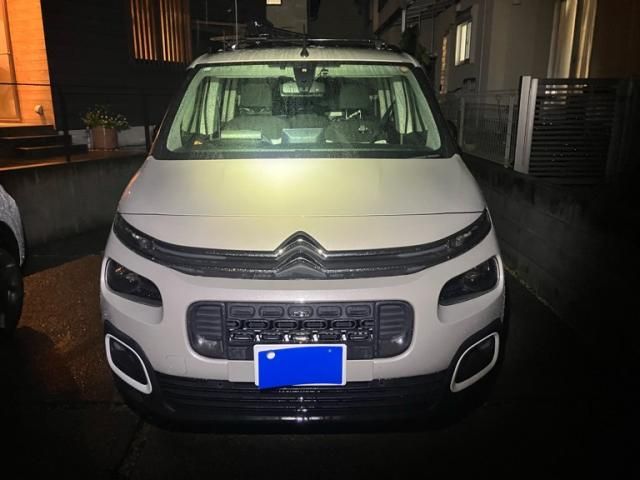 2011 Mazda Bongo Van