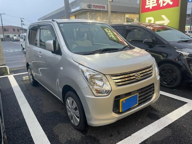 Mazda Bongo front view