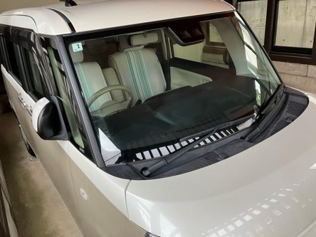 Mazda Bongo front view