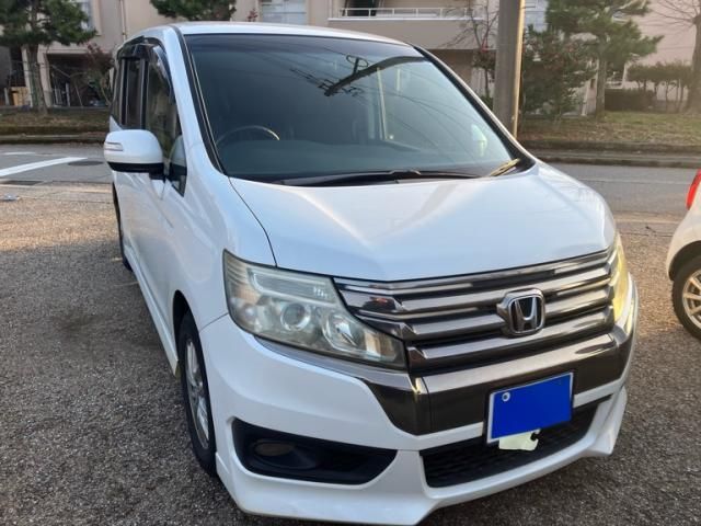 Mazda Bongo front view