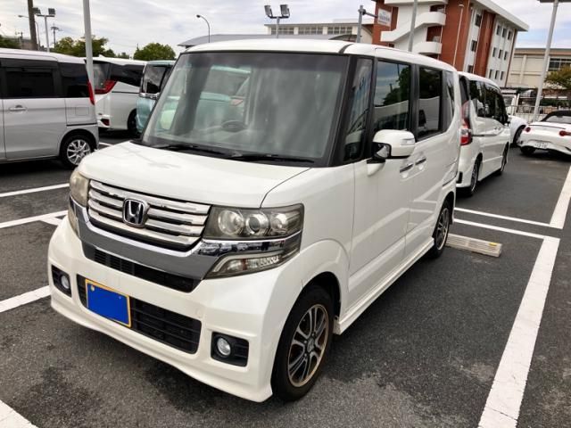 Mazda Bongo front view