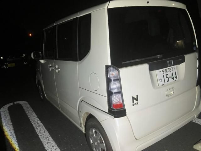 Mazda Bongo rear view